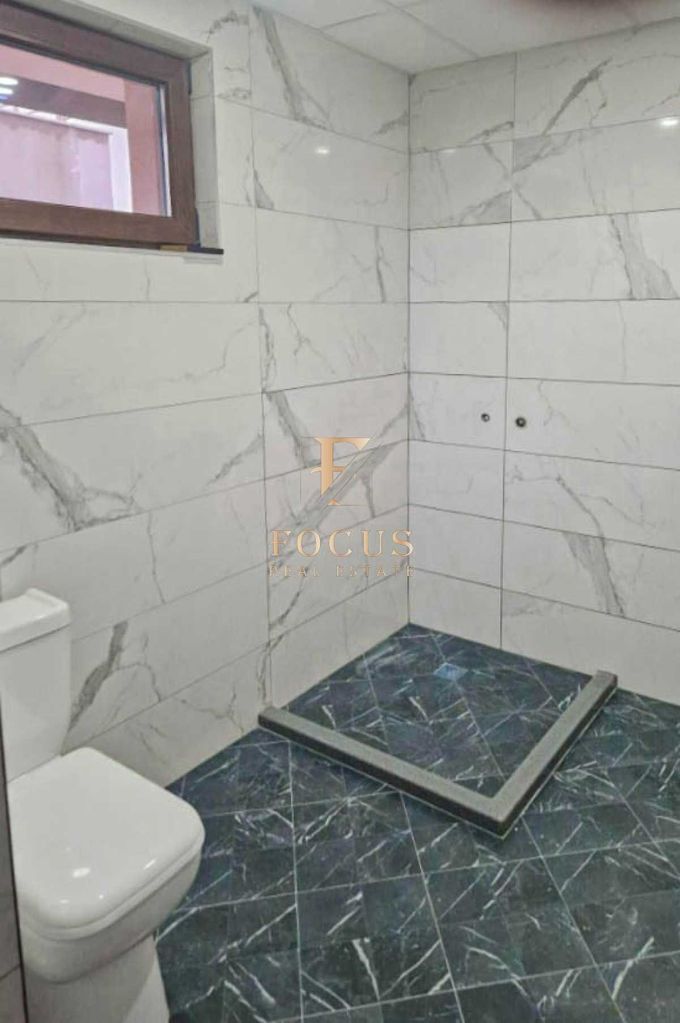 Продава се Къща в Пловдив, Остромила - 162 кв.м за 2353 €/кв.м - Снимка #7