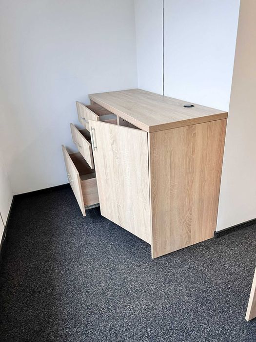 Mobilier pentru birouri