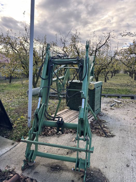 Vand incarcator fendt cargo