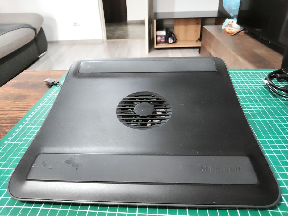 Notebook Cooling Base Microsoft – răcitor eficient pentru laptop, star