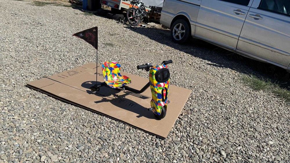 Tricicleta DRIFTURI electrică 360° pentru copii, Baterie 36V
