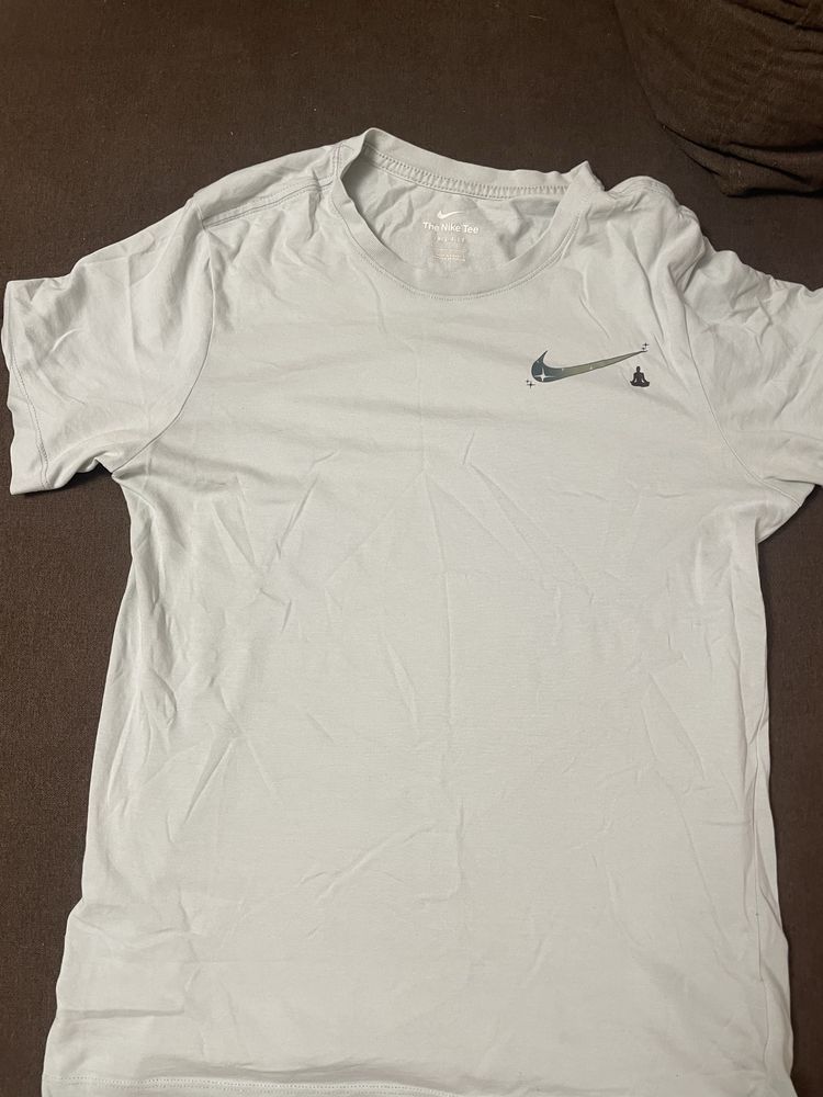 LE Тениска Nike