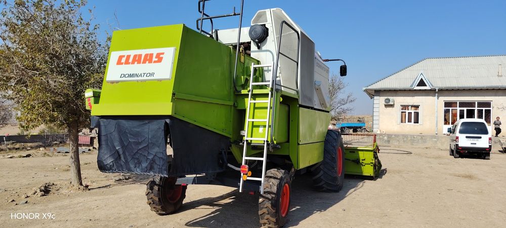 Claas dominator130 sotiladi!