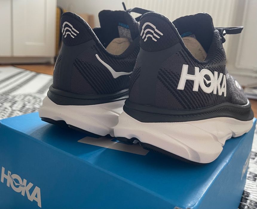 Hoka Clifton 9 2E (Extra WIDE)