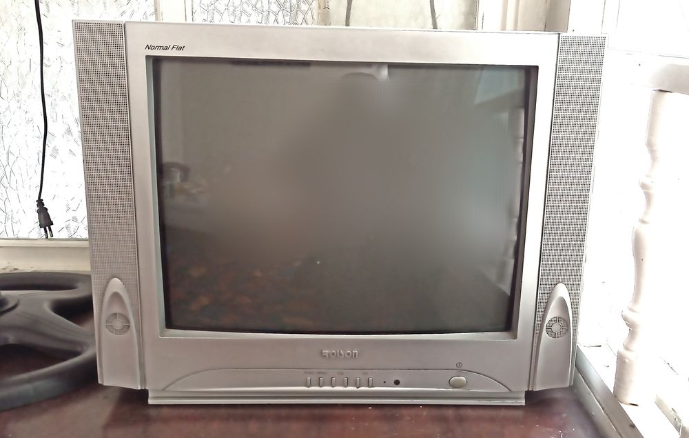 LG-250 сум. Roison-150 сум. Б/у отличный