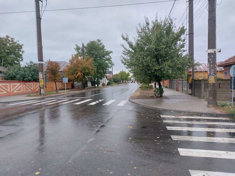 Casa cu teren Alexandria deschidere mare