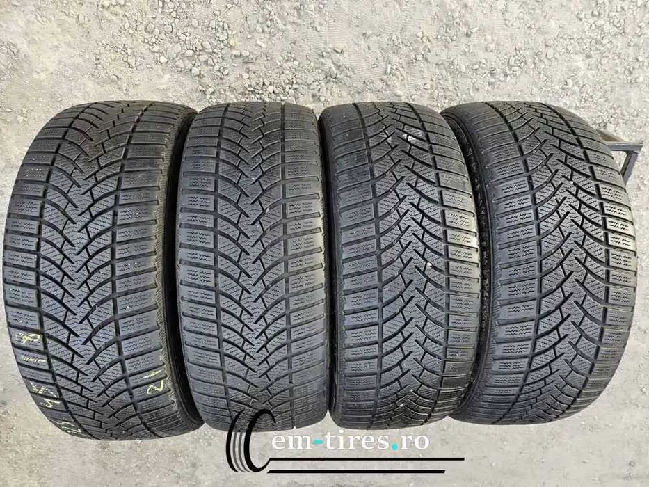 SET 4 Anvelope Iarna 225/45 R18 SEMPERIT Speed Grip 3