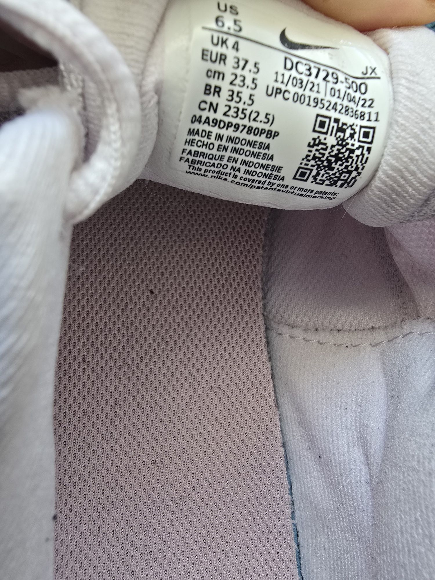 Оригинални маратонки Nike, размер 37,5