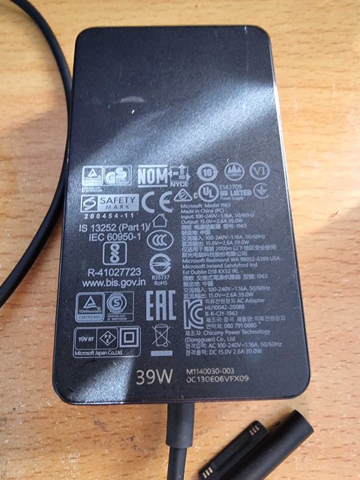 Incarcator original Microsoft Surface Laptop Go 39w model 1963