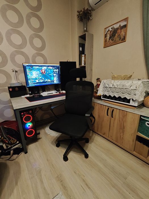 Кресло сетчатое офисное