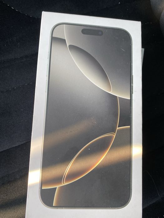 Iphone 16 про Мах