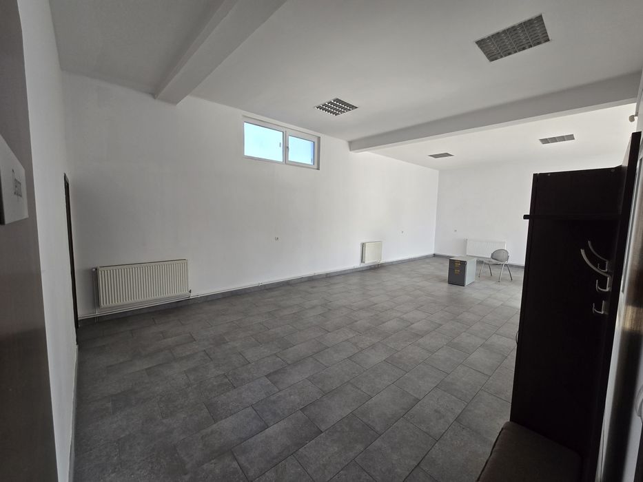 Spațiu comercial str Gheorghe Doja 220