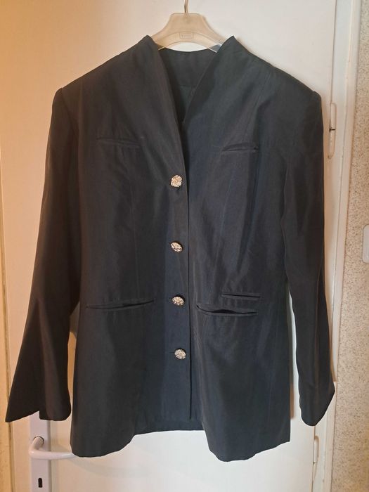 Дамски сака, различен стил