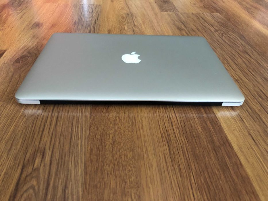 15.4 Retina Core i7 Apple MacBook Pro Mid 2015 16GB RAM/256GB SSD/Iris