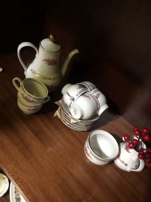 Фарфоровый чайный сервиз “Henneberg Porzellan”,винтаж GDR.