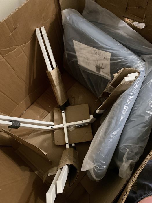 Два новых стула