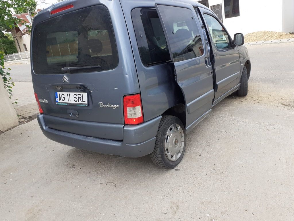 Schimb citroen an 2009 1.4 bnz 5 locuri si duba