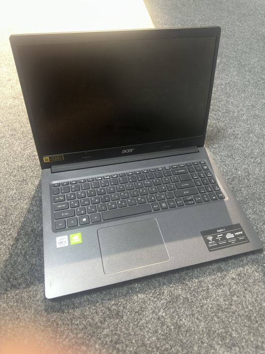 Acer aspire 3 core i5