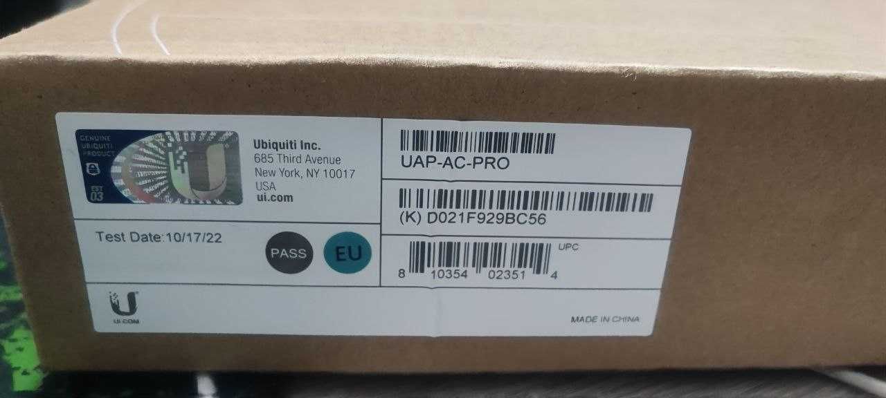 Ubiquiti Точка доступа wi-fi UAP‑AC‑PRO
