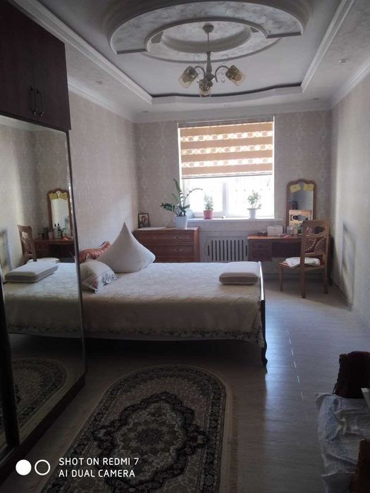 Продаётся 4х комнатная квартира ул. Паркентская орентир Макро