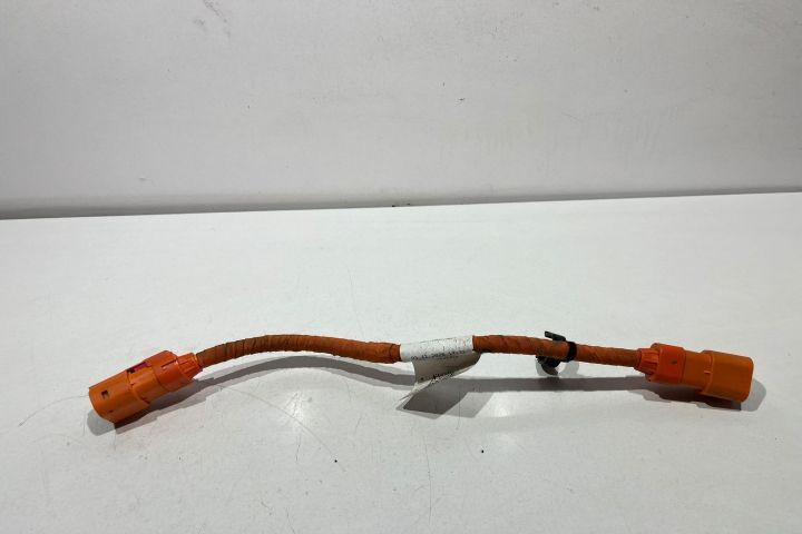 Cablu incarcare 1.4 TSI Hibrid 5Q0971483B Volkswagen VW Passat B8 [fa