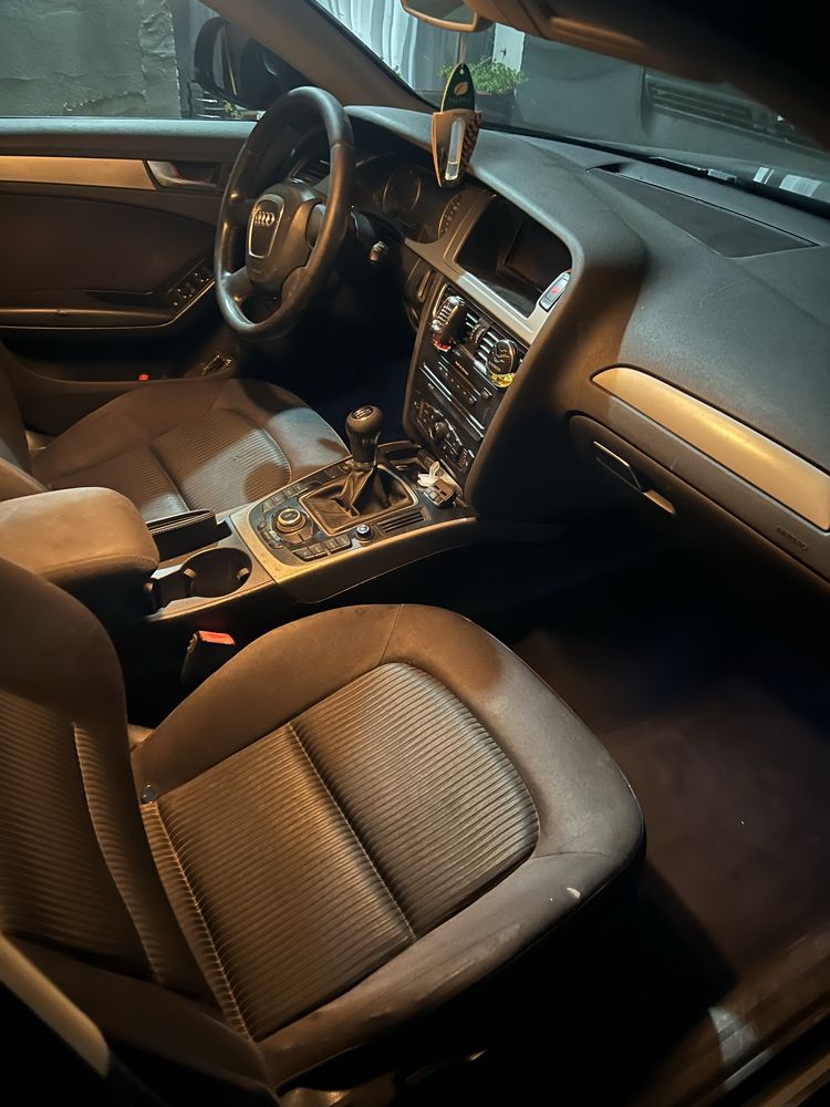 De vanzare audi a4 b8