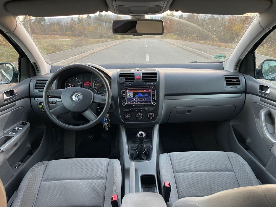 Volkswagen Golf 5 Benzina 1.6