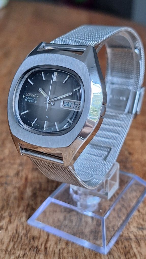 Seiko 7009-5001 si 7009-3170 A2