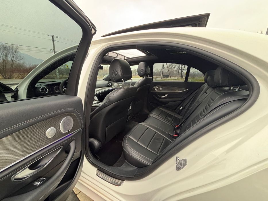 Mercedes e220 2018 pack amg line