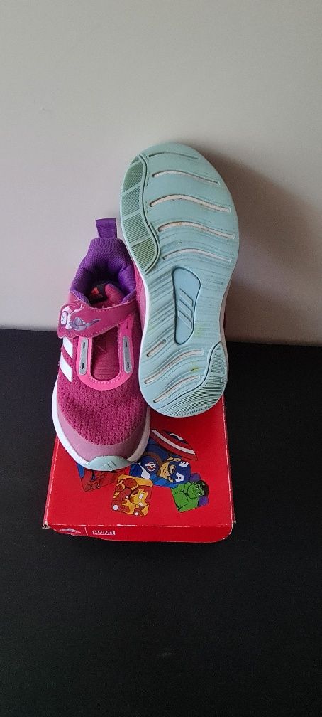 Детски маратонки Adidas 33номер