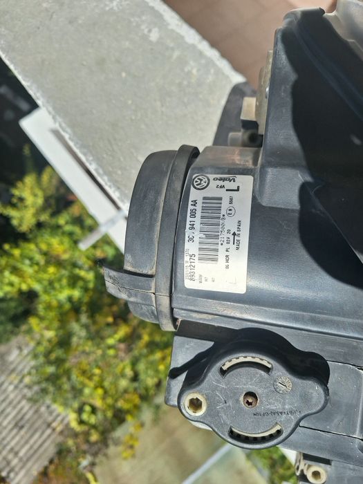 Ляв фар Valeo Vw Passat B6