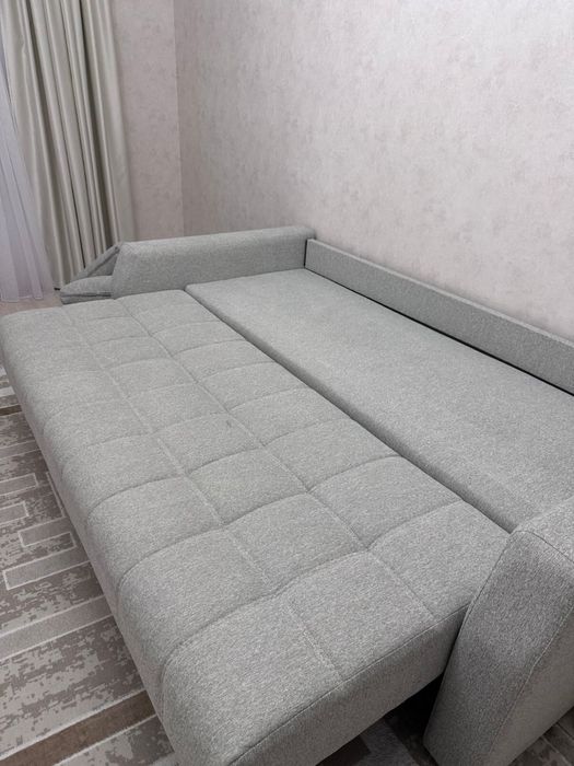 Диван в отличном состояний