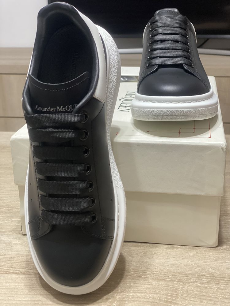 Adidas Alexander Mcqueen 42