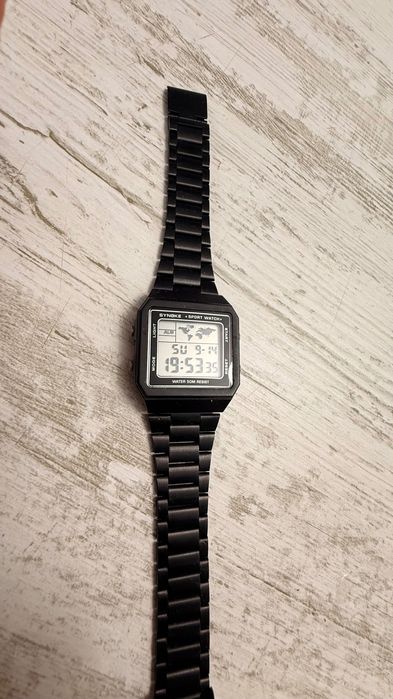 Цена за 3бр. Часовници! Нови!