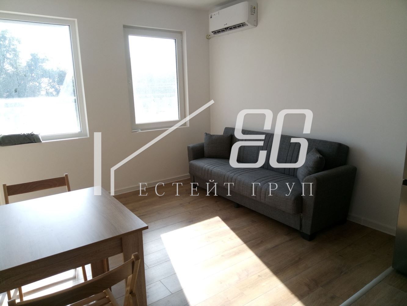2-стаен в Варна-м-т Пчелина площ 50 цена 1000