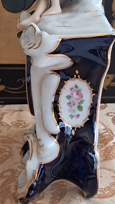 Порцеланов часовник ROYAL DUX BOHEMIA