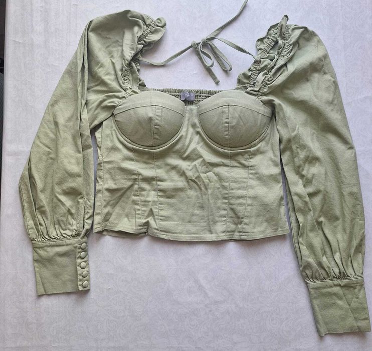 Продам женские вещи кофточка/топ/свитер/водолазка от 1000 тг