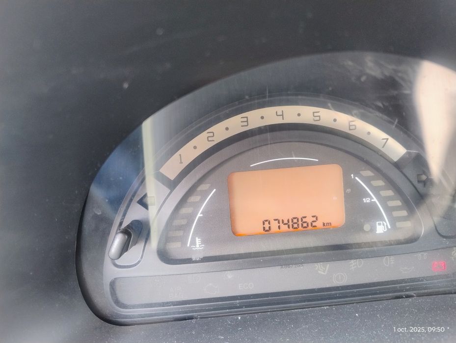 2in 1 !!! Vând Hyundai Accent, an 2009, și Citroen Pluriel, an 2007