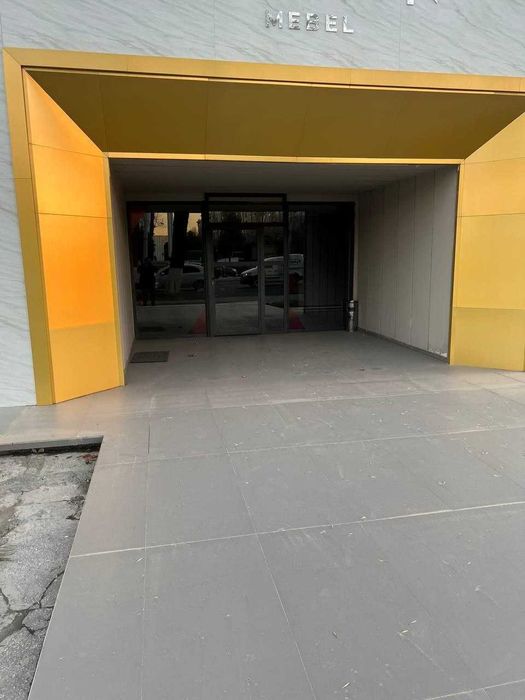 Аренда коммерческого помещения 1250 м² под шоурум