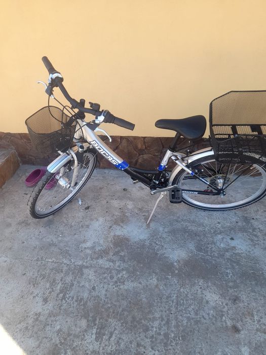 Vand ATV de copii pe benzina motor 49 cc , aproape nou. Pret 2000 lei