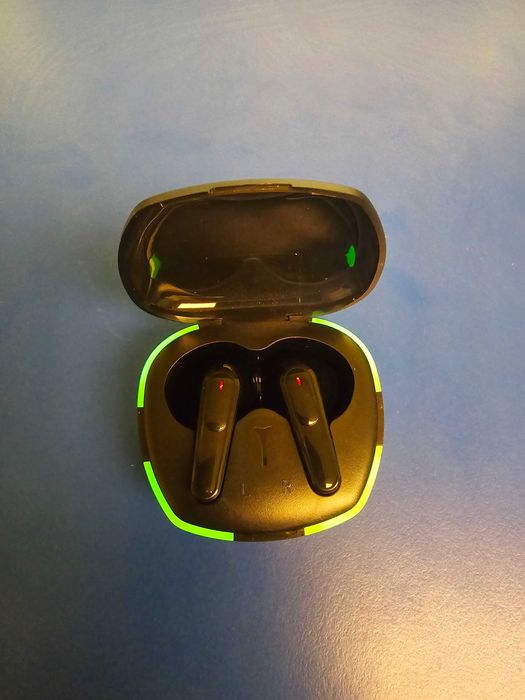 Безжични срушалки Pro 60