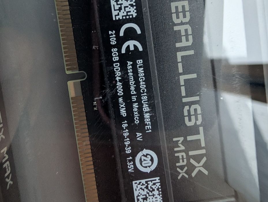 SIGILAT - Memorie Ram Crucial Ballistix Max 16GB(2x8) - DDR4 - 4000Mhz