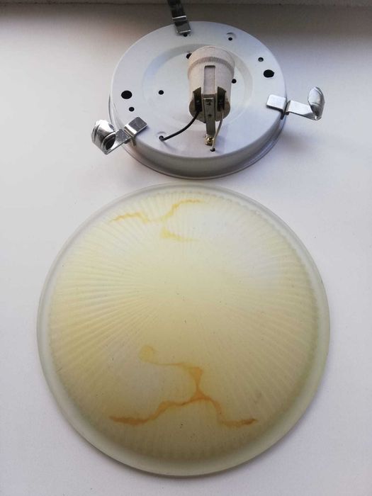 Плафон не светодиодный