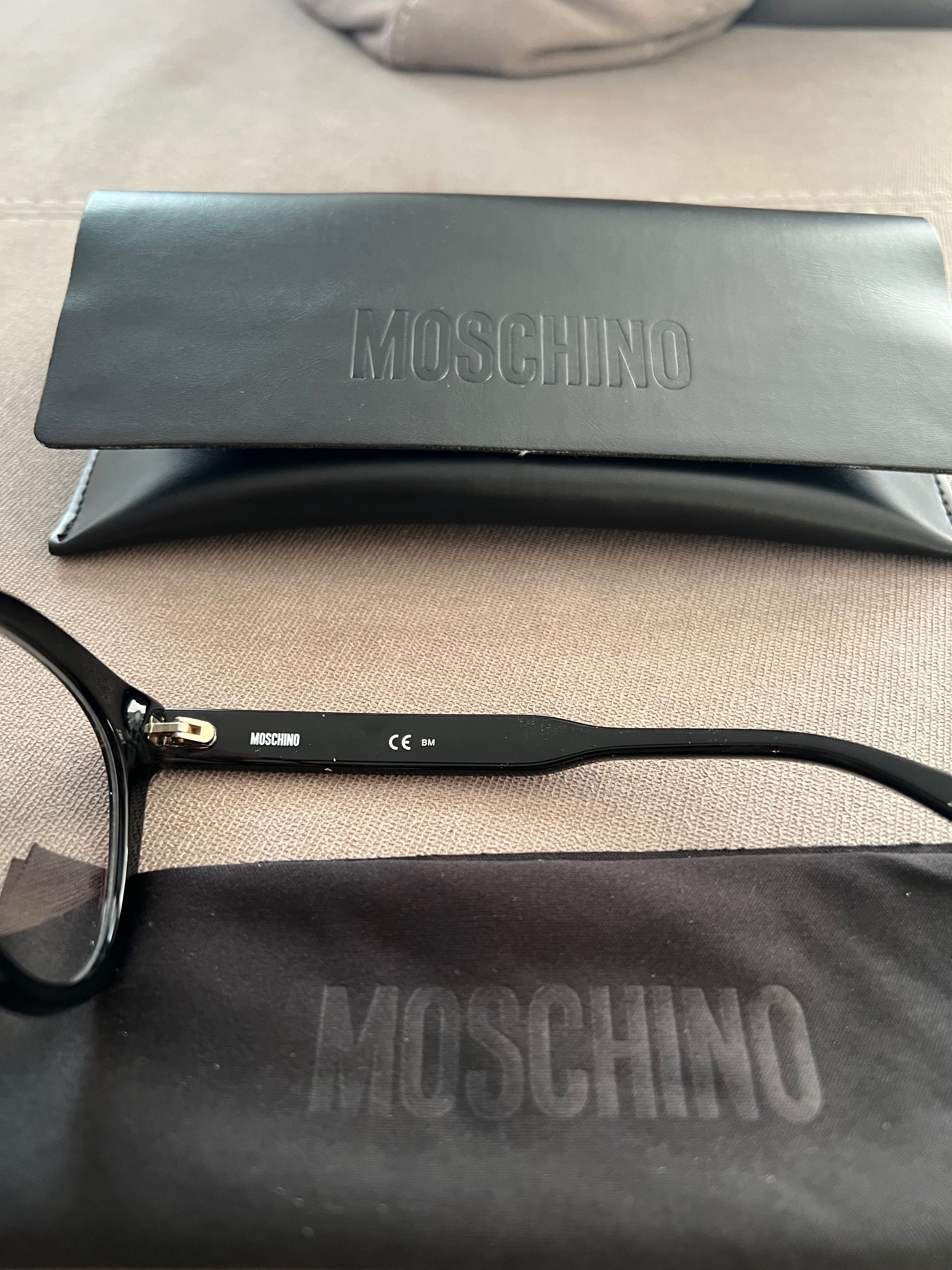 Нови! Рамки са очила Moschino
