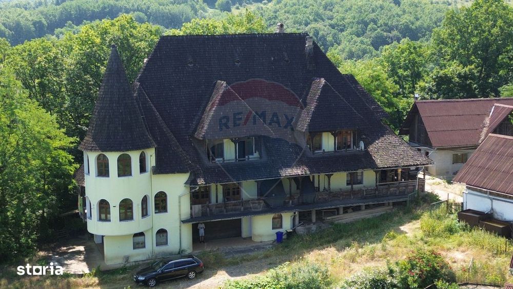 De Vanzare Castel In Maramures