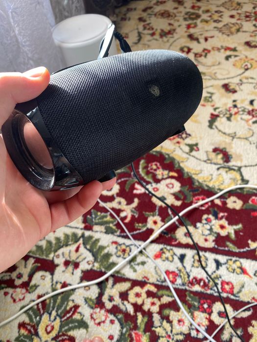 колонка по блютус JBL