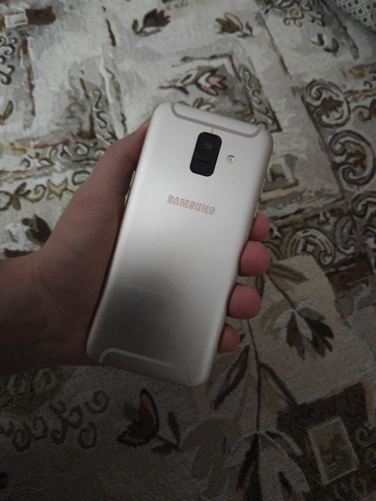 Продается samsung A6