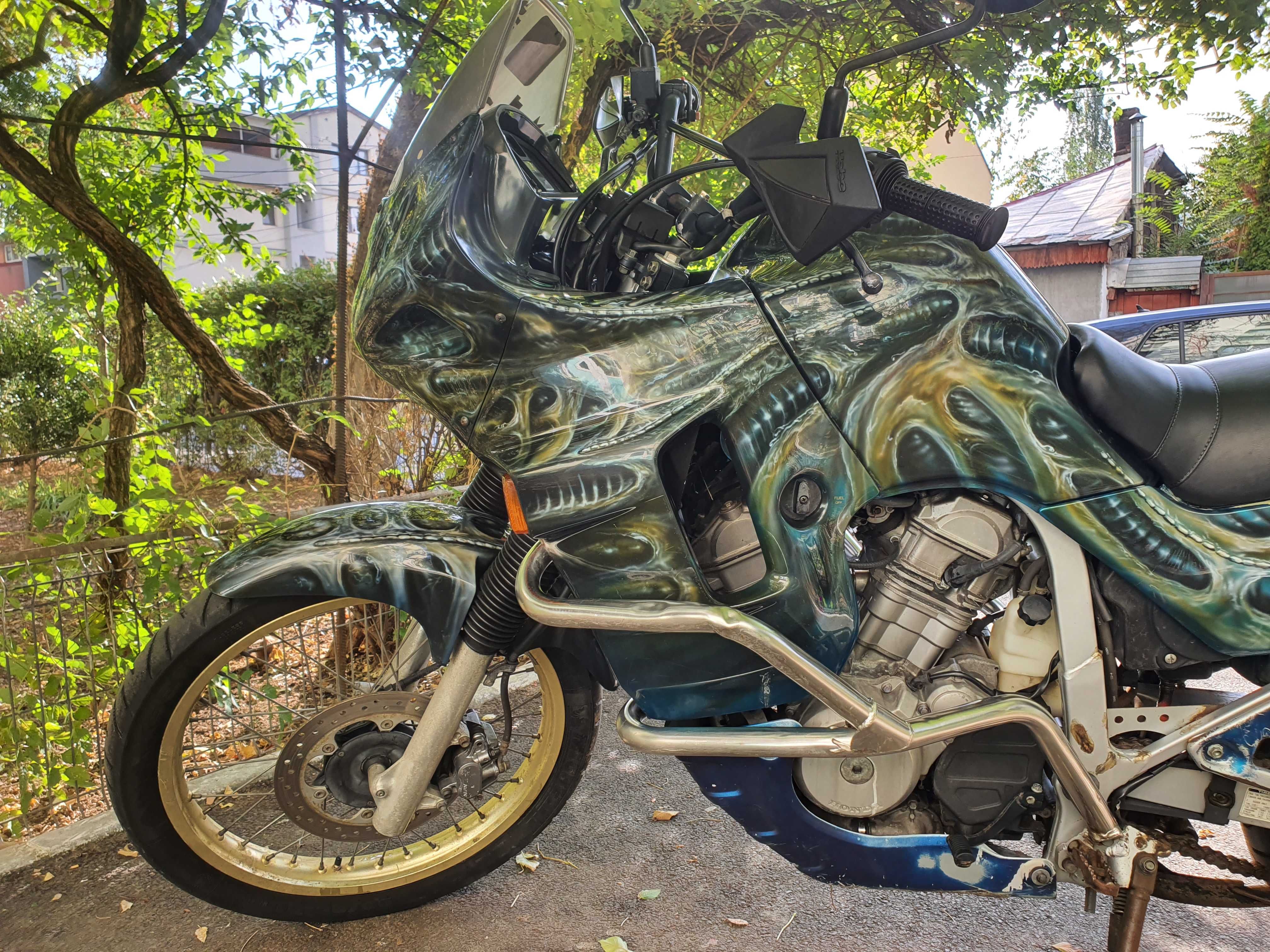 Vând Honda Transalp 600V/650V