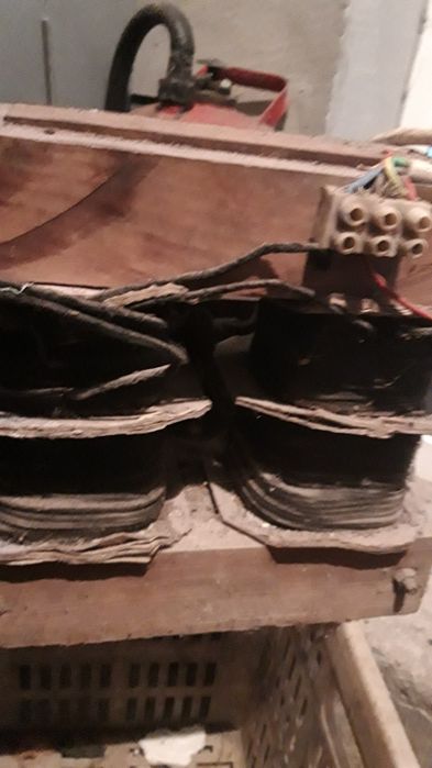 Vând aparate sudură unu făcut artizanal și unu import germania