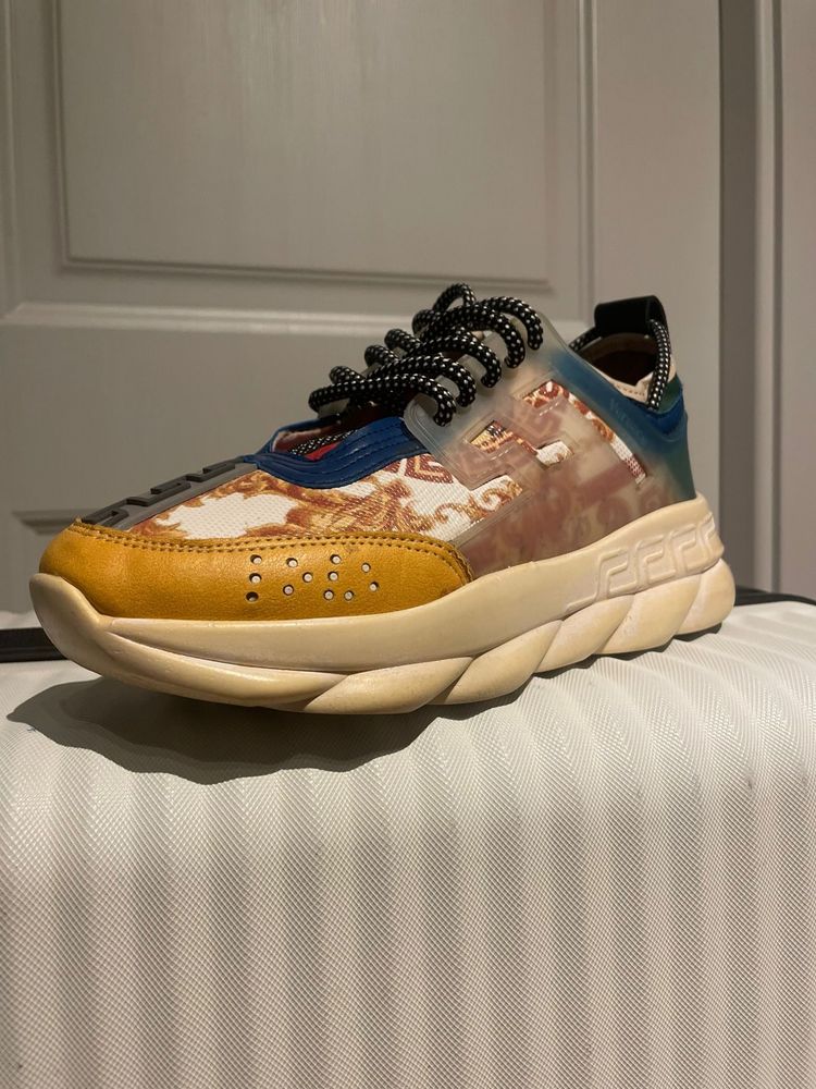 Vand adidasi unisex tip Versace chain reaction un